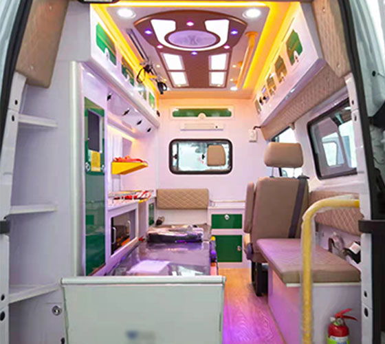 舟曲县车辆内部展示