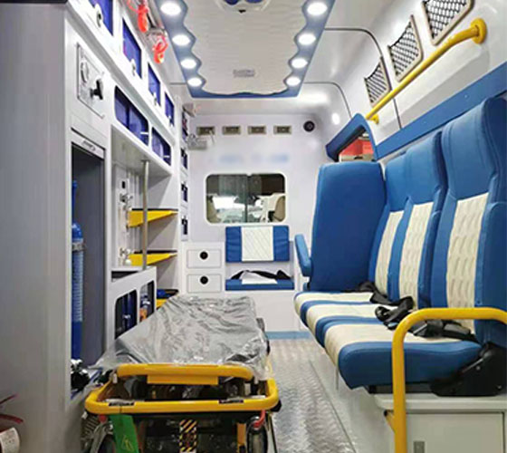 舟曲县车辆内部展示